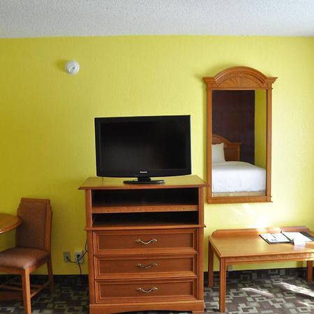 Comfort Inn & Suites Airport Літл-Рок Номер фото