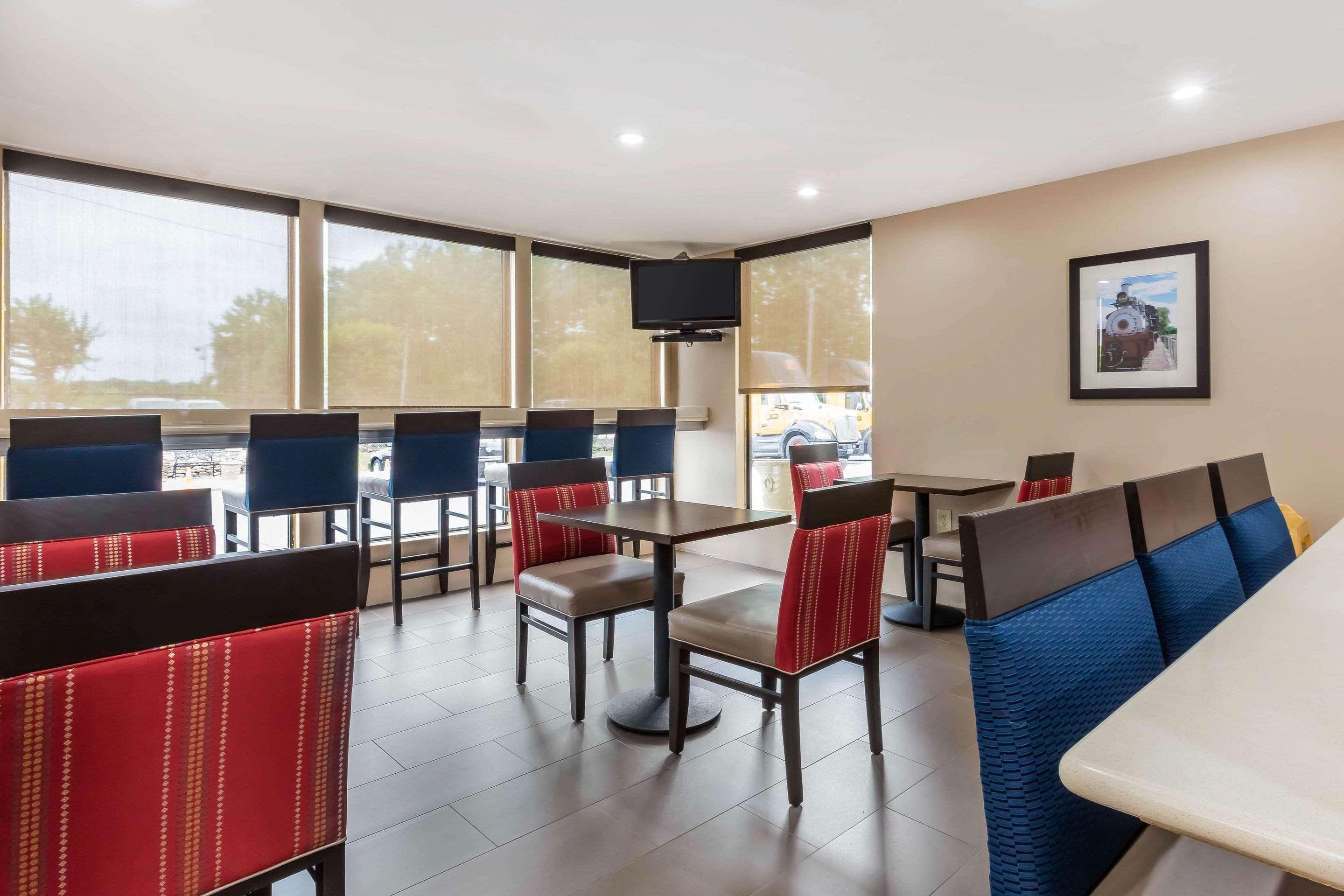 Comfort Inn & Suites Airport Літл-Рок Екстер'єр фото