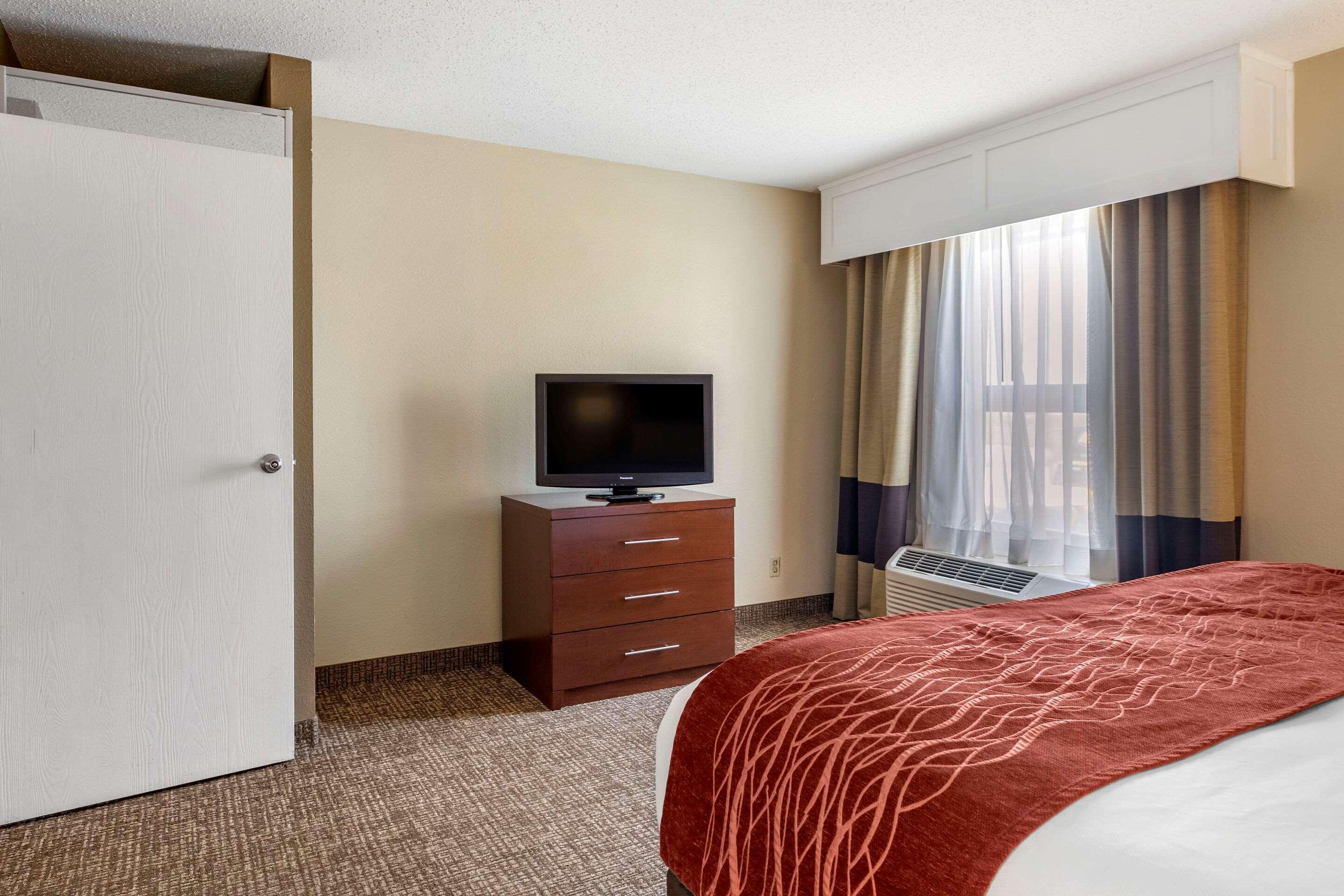 Comfort Inn & Suites Airport Літл-Рок Екстер'єр фото