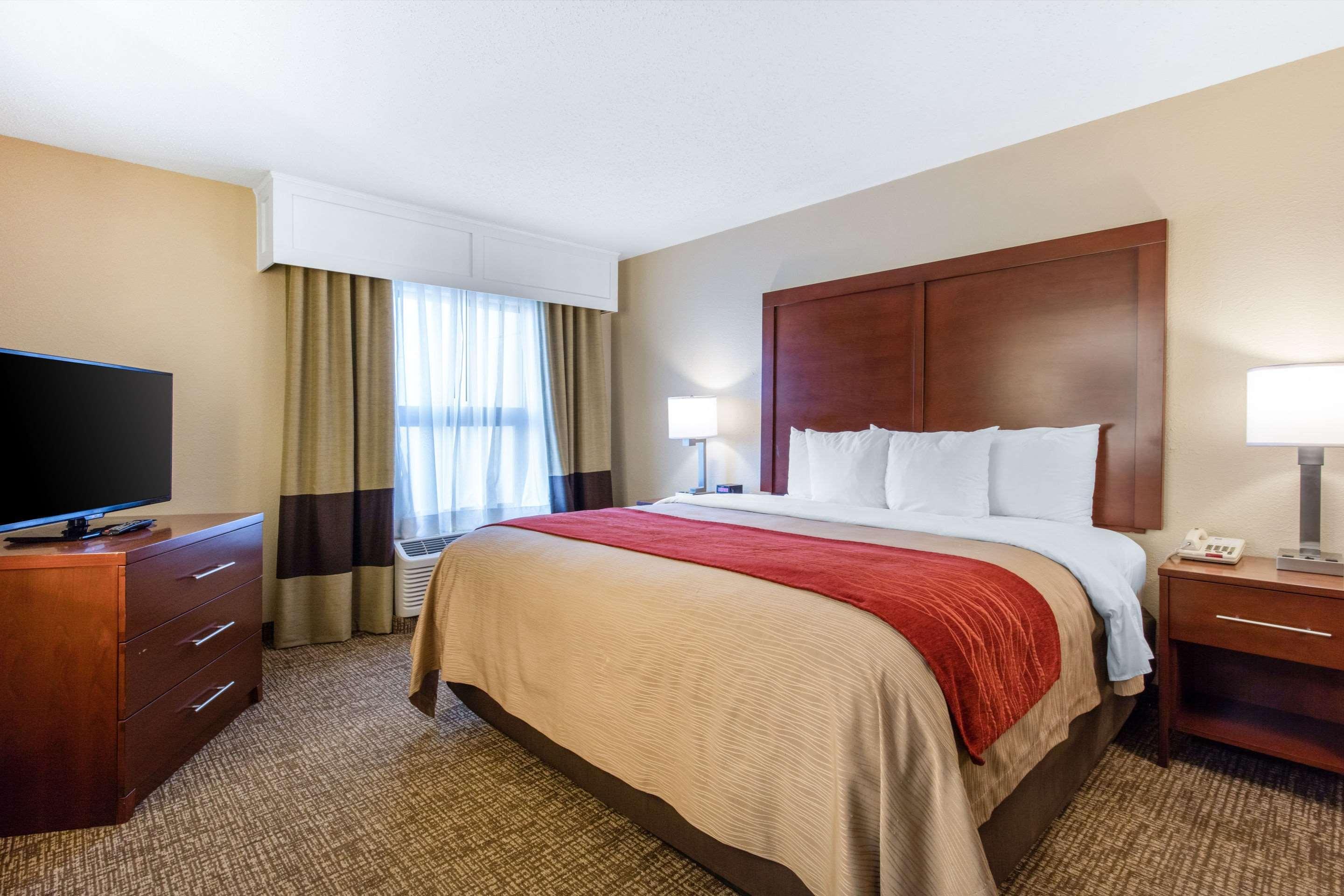Comfort Inn & Suites Airport Літл-Рок Екстер'єр фото
