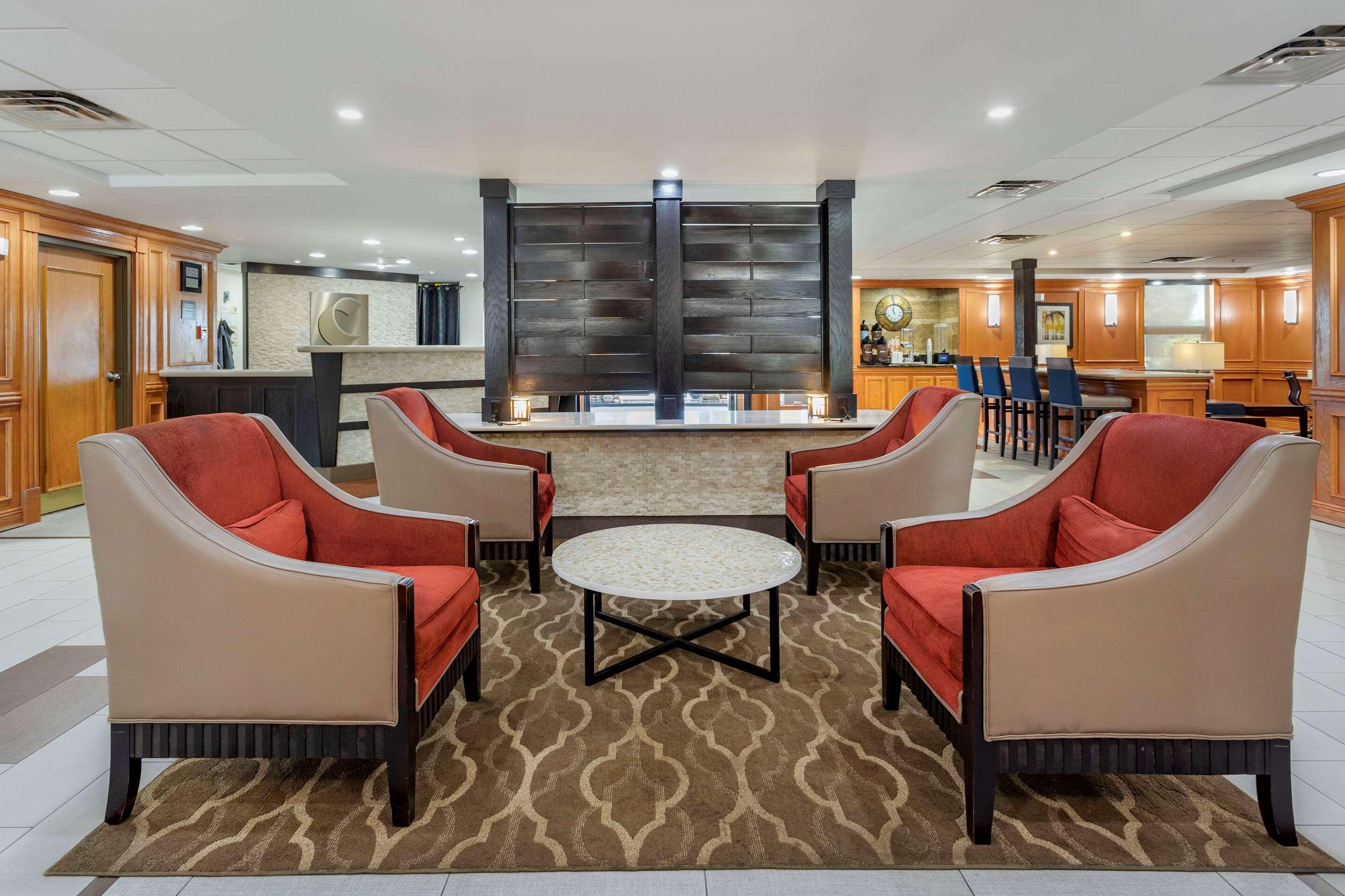 Comfort Inn & Suites Airport Літл-Рок Екстер'єр фото
