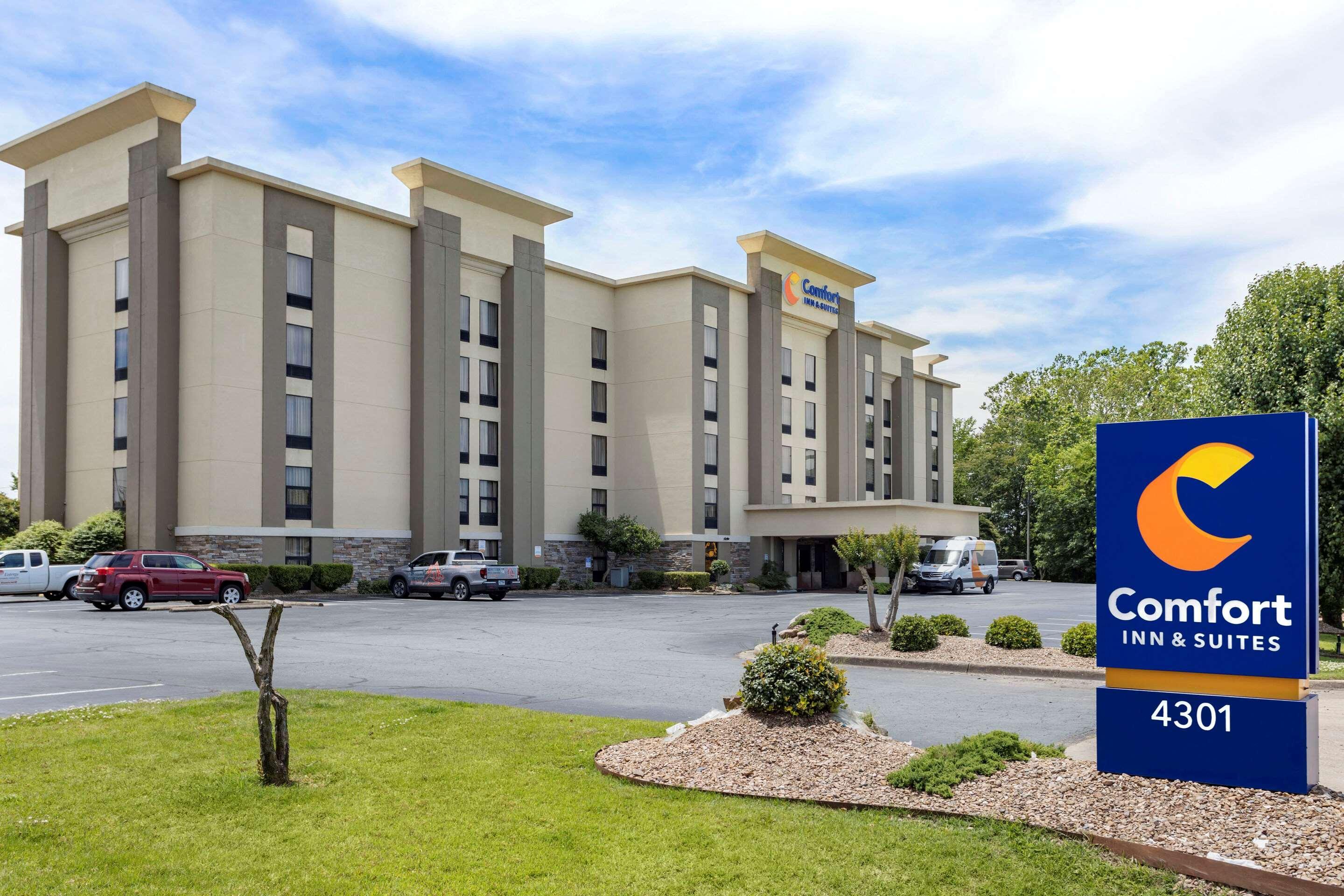 Comfort Inn & Suites Airport Літл-Рок Екстер'єр фото